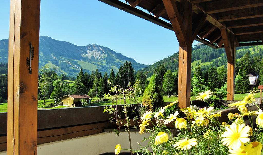 Berg- Und Aktivhotel Edelsberg Gmbh Bad Hindelang Exterior photo